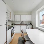 Cozy & Homely House Near The Airport & Center Ferienhaus Dragør