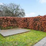 Cozy & Homely House Near The Airport & Center Ferienhaus *